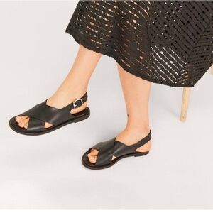 Everlane The City Crossover Sandal In Black Size 7.5
